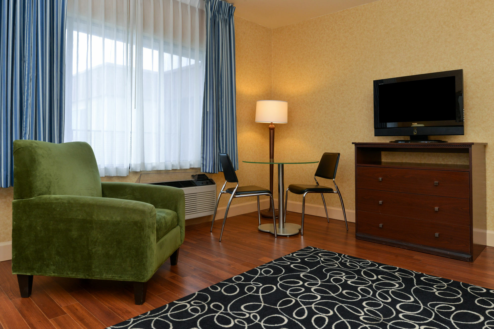 Holiday Inn - Salem By Ihg Exteriör bild