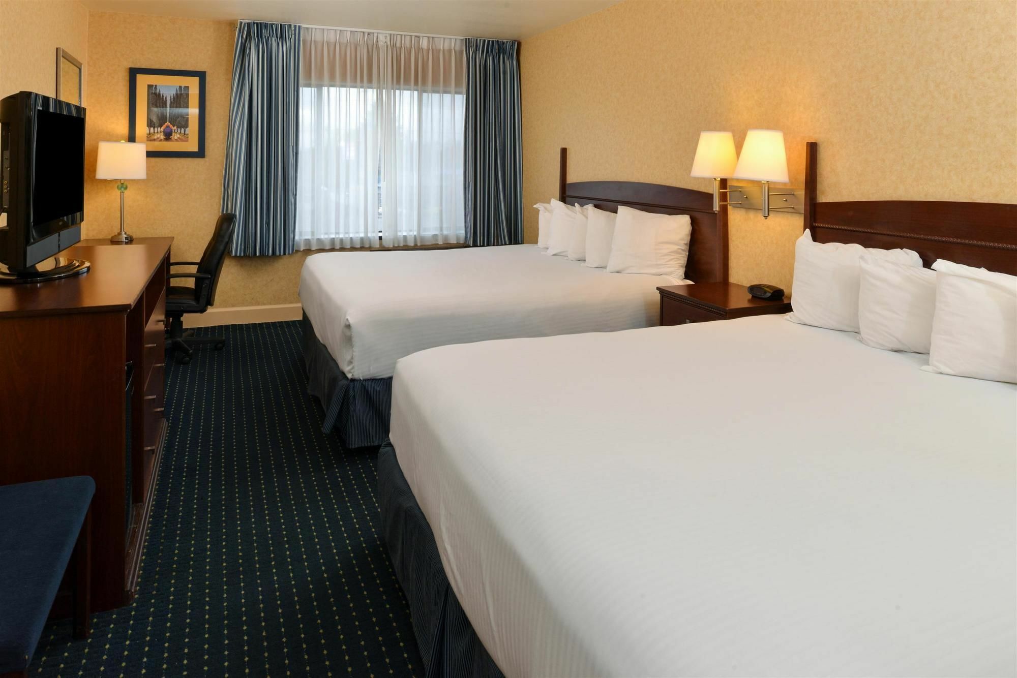 Holiday Inn - Salem By Ihg Exteriör bild