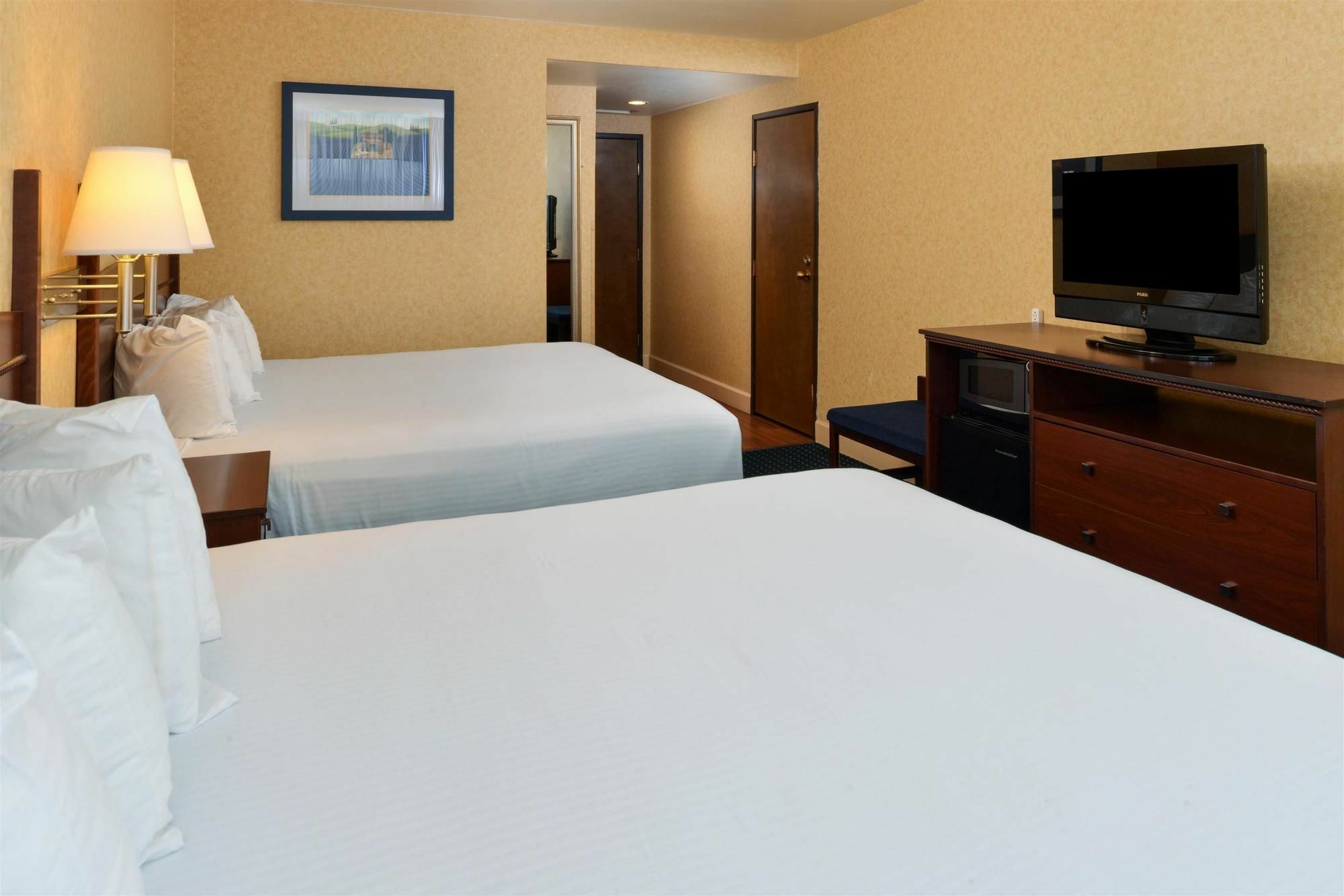 Holiday Inn - Salem By Ihg Exteriör bild