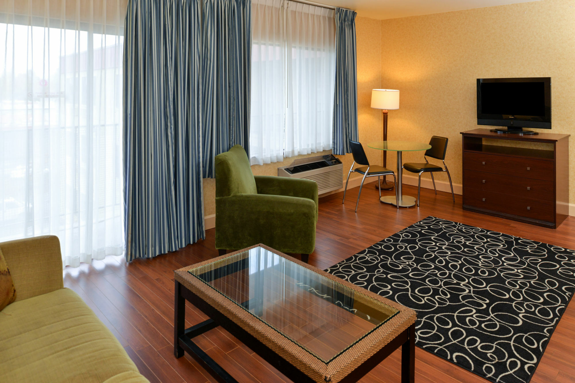 Holiday Inn - Salem By Ihg Exteriör bild