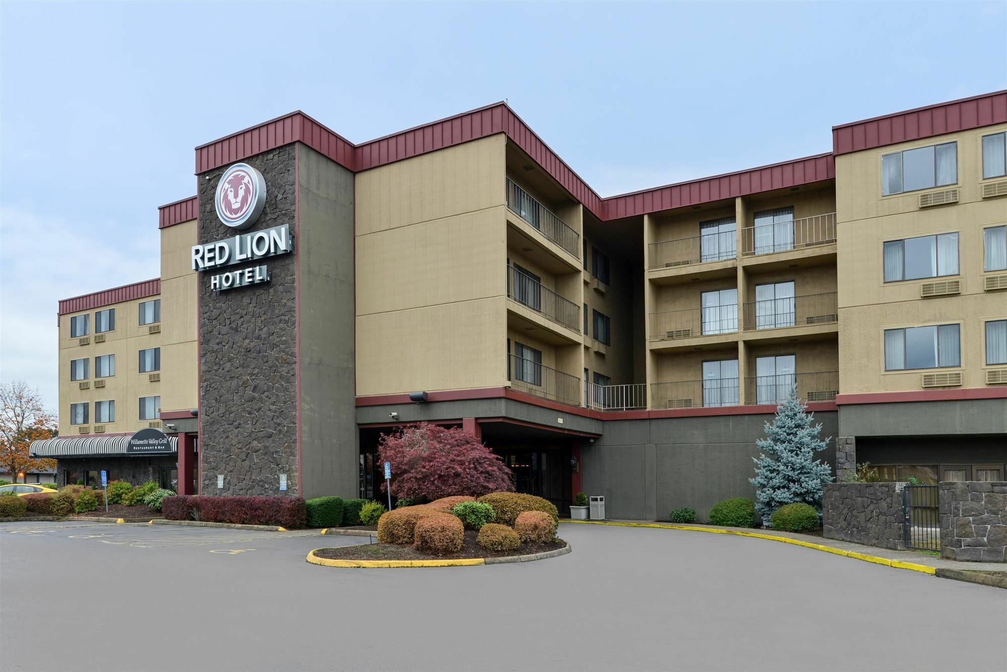 Holiday Inn - Salem By Ihg Exteriör bild