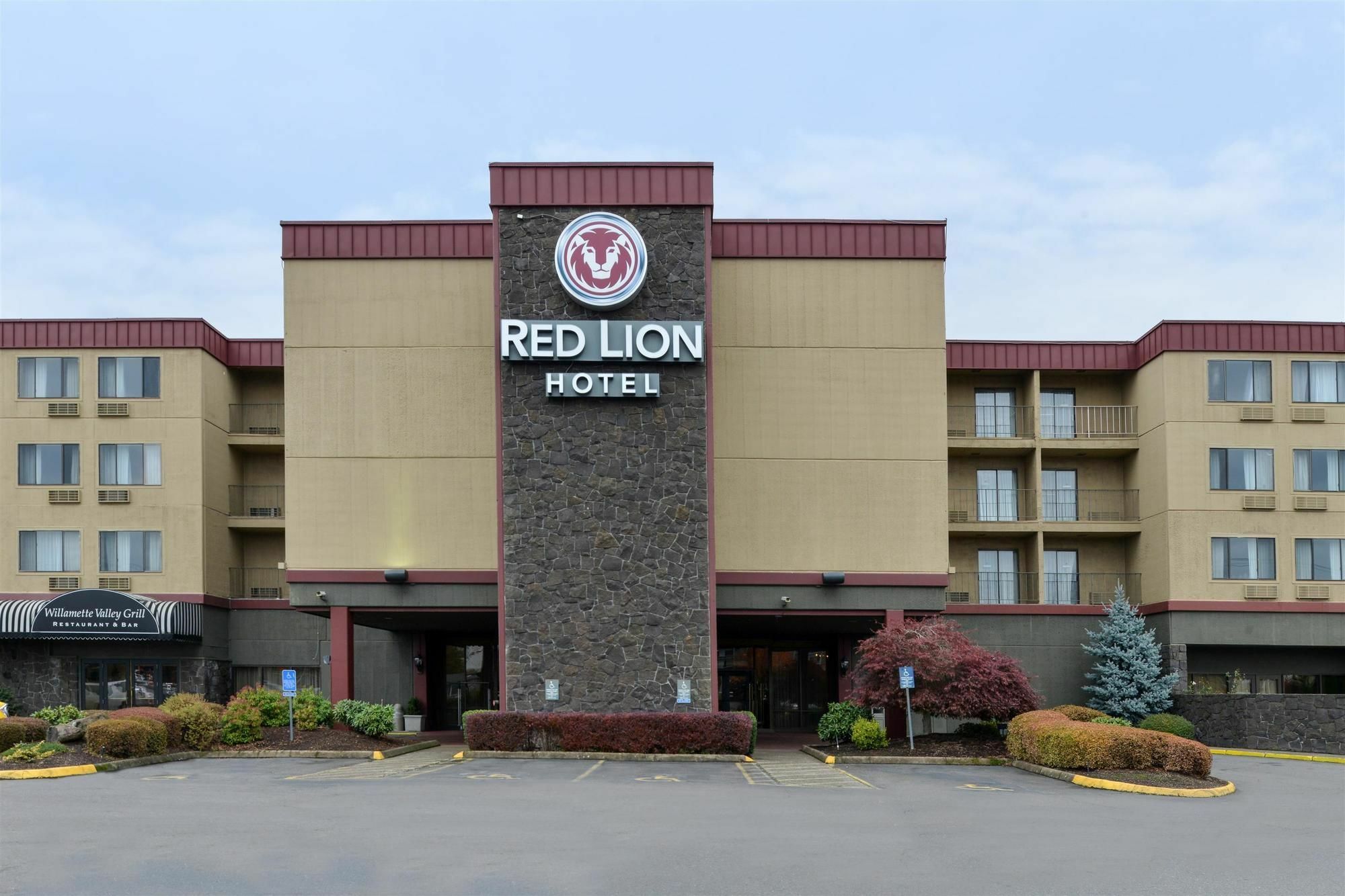 Holiday Inn - Salem By Ihg Exteriör bild